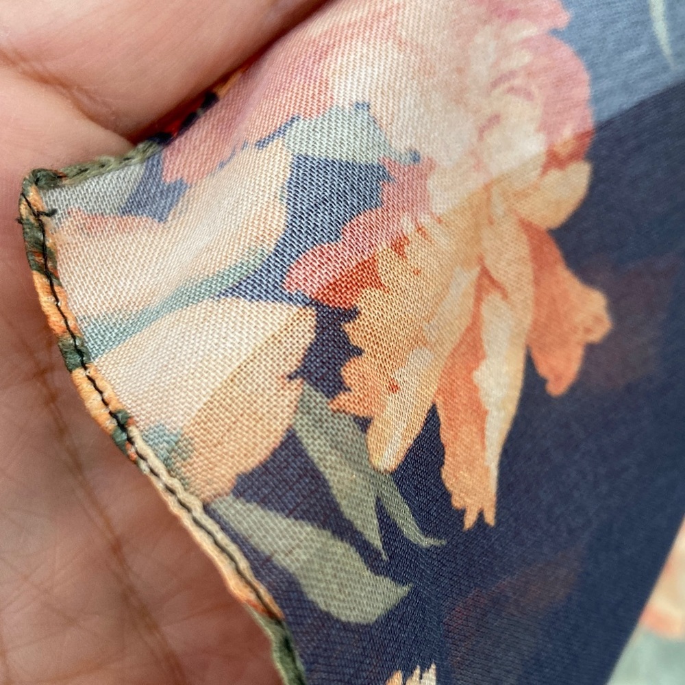 Floral Patterned Scarf - Picture 7 of 10